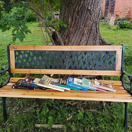 Nobles W Spokojnej Okolicy W Poblizu Jeziora Lejlighed Mierzejewo (Warmian-Masurian)